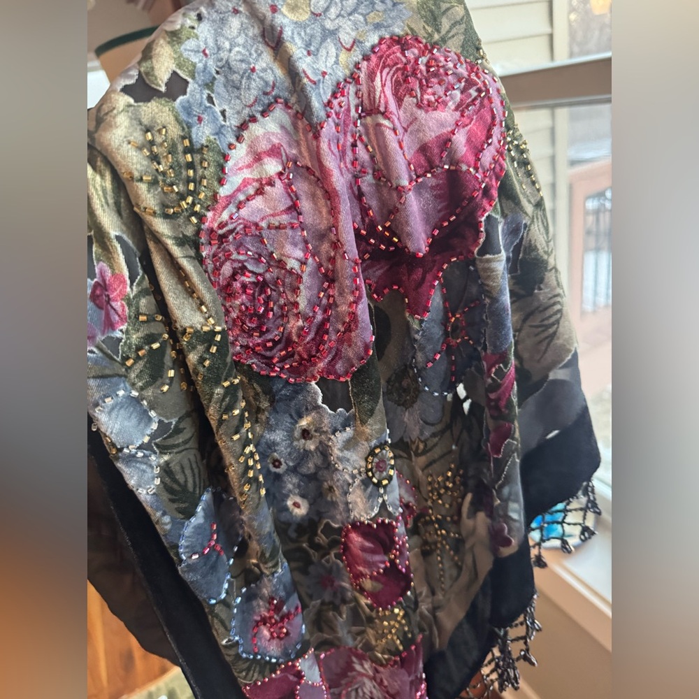 Anthropologie Wedding/BHLDN Pavlova Butnout Velvet Wrap - Picture 5 of 11